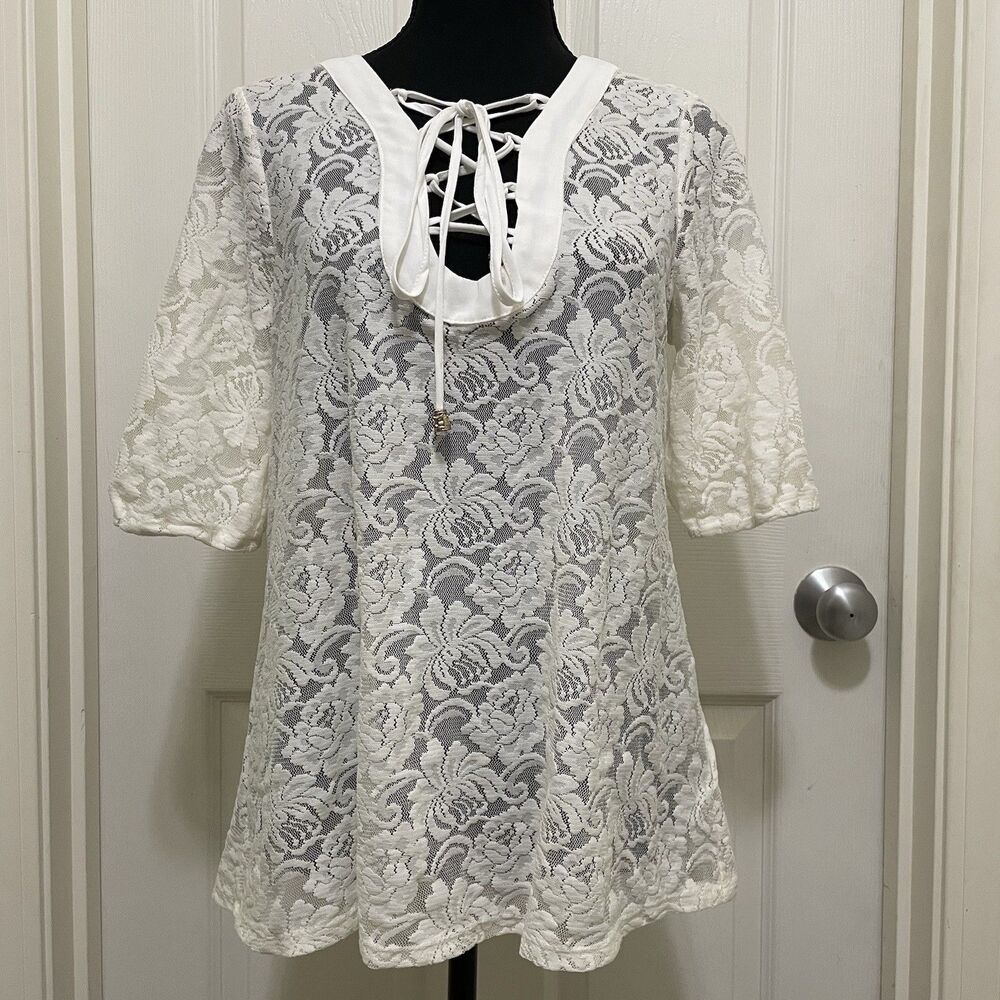 AUW Floral Lace Shirt‎ Lace Up Neck White Short Sleeve Women's Small Cottage